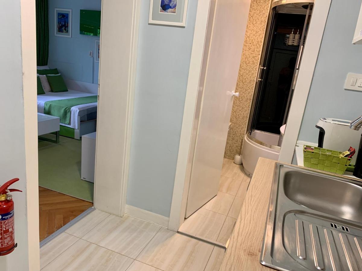 City Apartment Mara'S Terrace - Marini Dvori / 4 Pax Imotski Kültér fotó